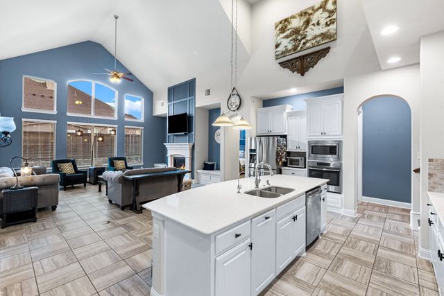 1601 Abercorn Lane, Aubrey, TX 76227