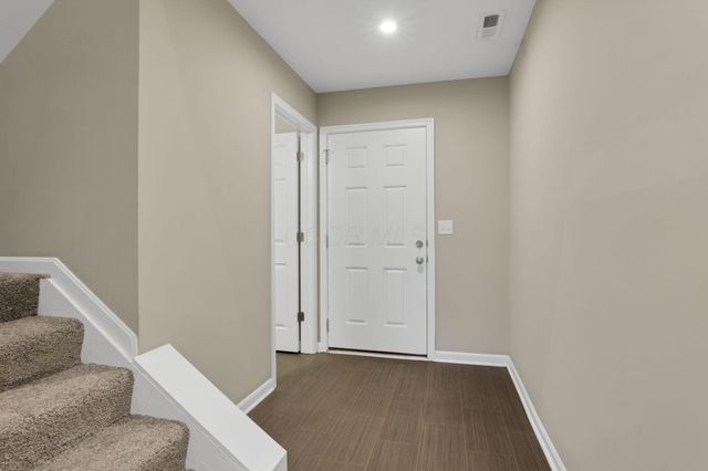 7449 Sugarbark Court, Canal Winchester, OH 43110