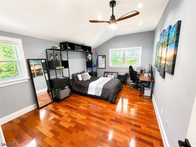 69 N Hillside Ave, Livingston Twp., NJ 07039