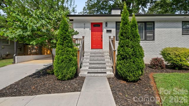 914 Crestmere Street, Charlotte, NC 28208