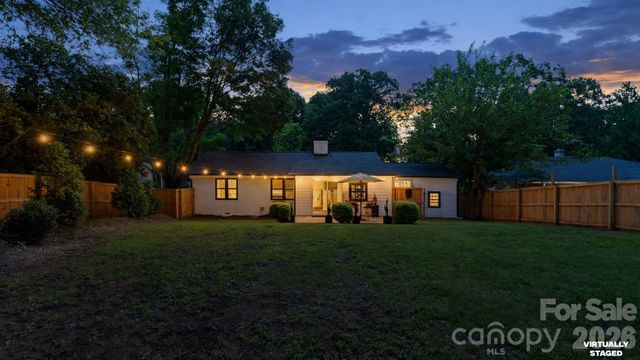 914 Crestmere Street, Charlotte, NC 28208