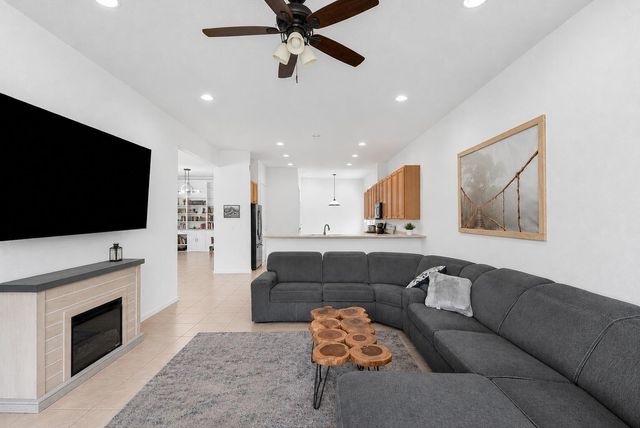 140 Bellezza Terrace, Royal Palm Beach, FL 33411