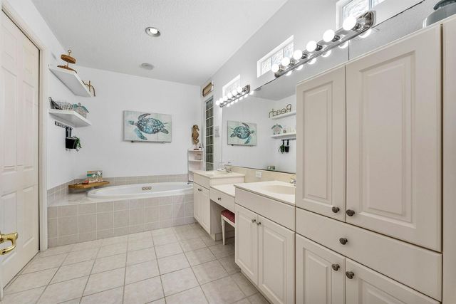 140 Bellezza Terrace, Royal Palm Beach, FL 33411