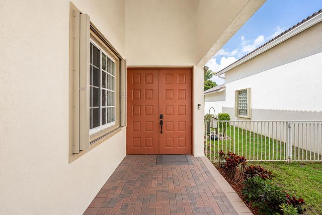 140 Bellezza Terrace, Royal Palm Beach, FL 33411