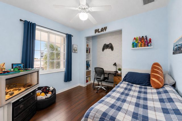 140 Bellezza Terrace, Royal Palm Beach, FL 33411