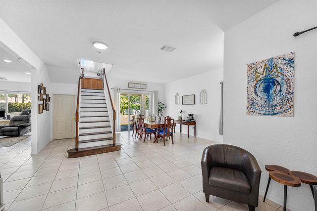 140 Bellezza Terrace, Royal Palm Beach, FL 33411