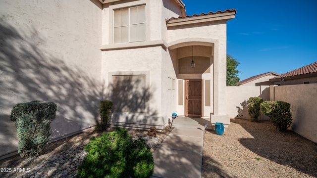 1072 W WINDHAVEN Avenue, Gilbert, AZ 85233
