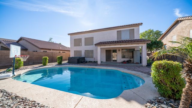 1072 W WINDHAVEN Avenue, Gilbert, AZ 85233