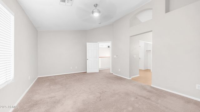 1072 W WINDHAVEN Avenue, Gilbert, AZ 85233