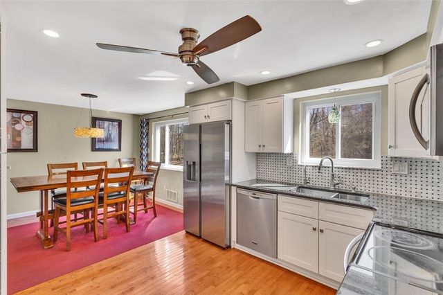 308 Mcintyre Rd, Ross Twp, PA 15237