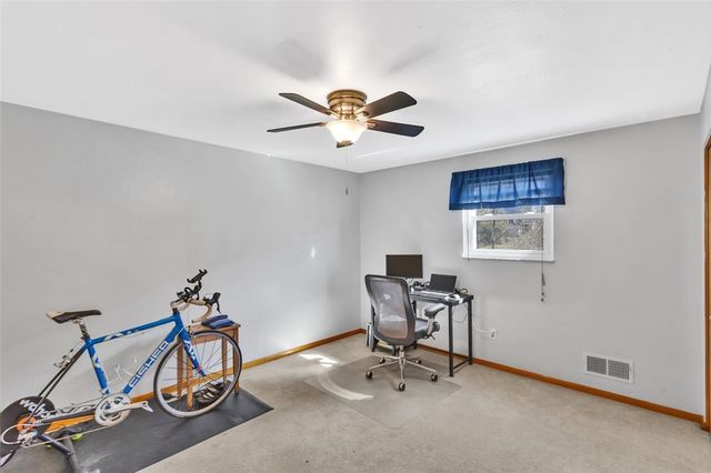 308 Mcintyre Rd, Ross Twp, PA 15237