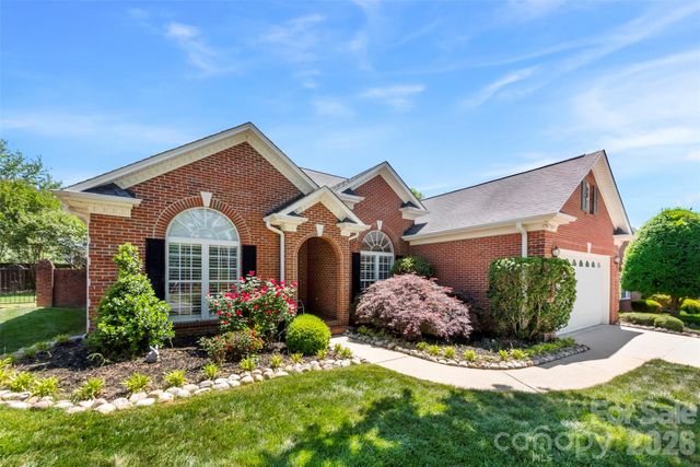 2304 Pinefield Court, Gastonia, NC 28056