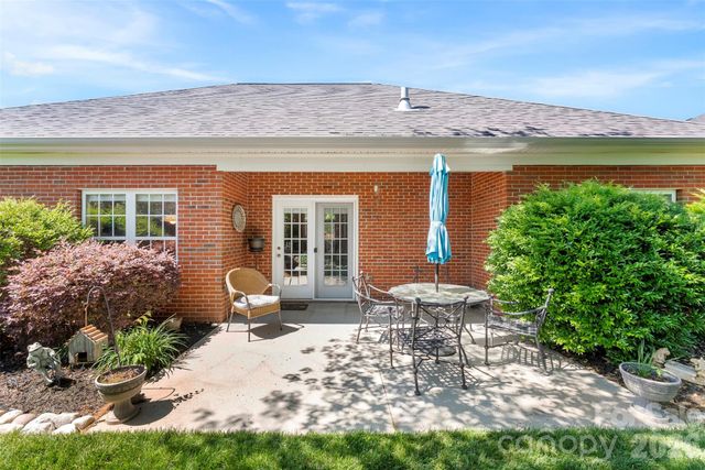 2304 Pinefield Court, Gastonia, NC 28056