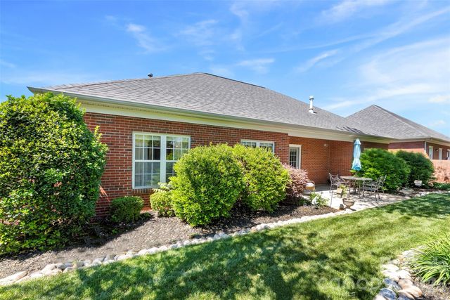 2304 Pinefield Court, Gastonia, NC 28056