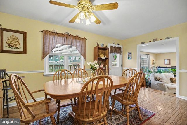 528 CHESTER AVE, Phoenixville, PA 19460