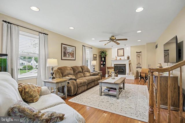 528 CHESTER AVE, Phoenixville, PA 19460