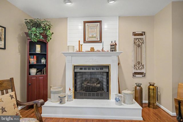 528 CHESTER AVE, Phoenixville, PA 19460
