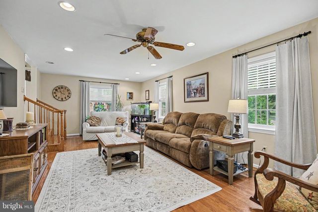 528 CHESTER AVE, Phoenixville, PA 19460