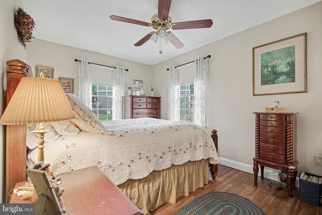 528 CHESTER AVE, Phoenixville, PA 19460