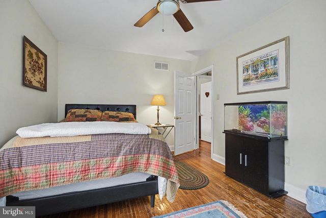 528 CHESTER AVE, Phoenixville, PA 19460
