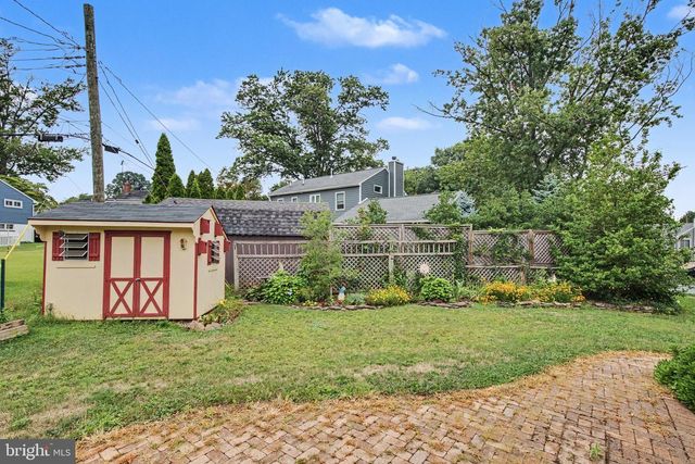 528 CHESTER AVE, Phoenixville, PA 19460