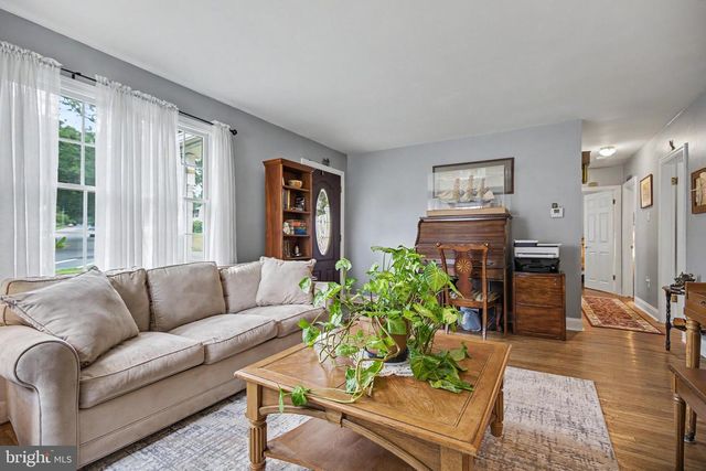 528 CHESTER AVE, Phoenixville, PA 19460
