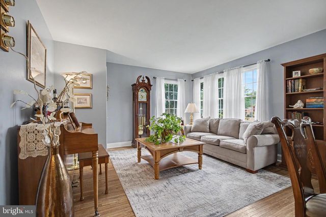 528 CHESTER AVE, Phoenixville, PA 19460