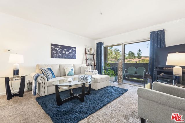 1035 La Terraza Circle 103, Corona, CA 92879