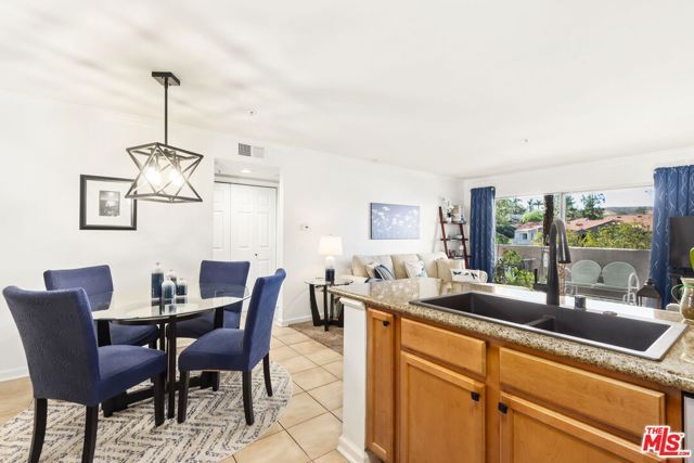 1035 La Terraza Circle 103, Corona, CA 92879