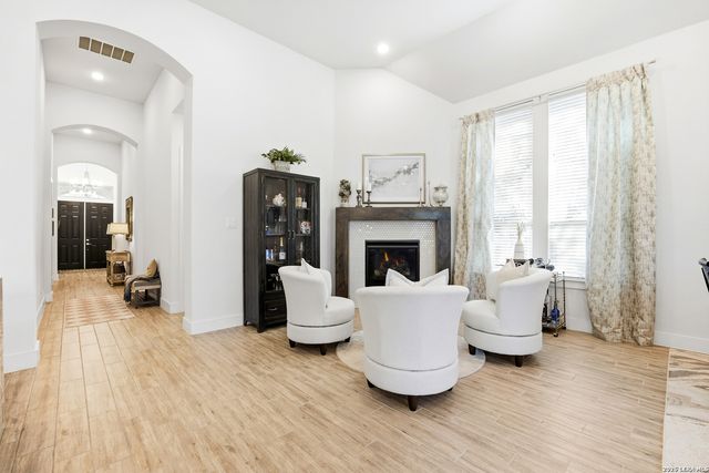 26611 Marni Pl, San Antonio, TX 78260