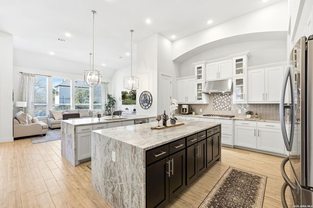 26611 Marni Pl, San Antonio, TX 78260