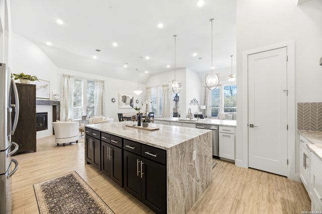 26611 Marni Pl, San Antonio, TX 78260