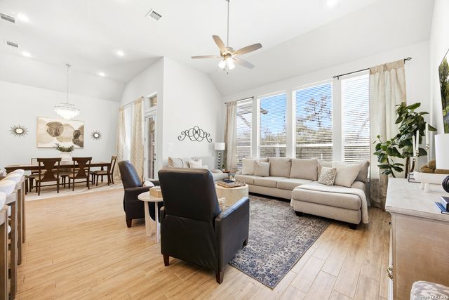 26611 Marni Pl, San Antonio, TX 78260