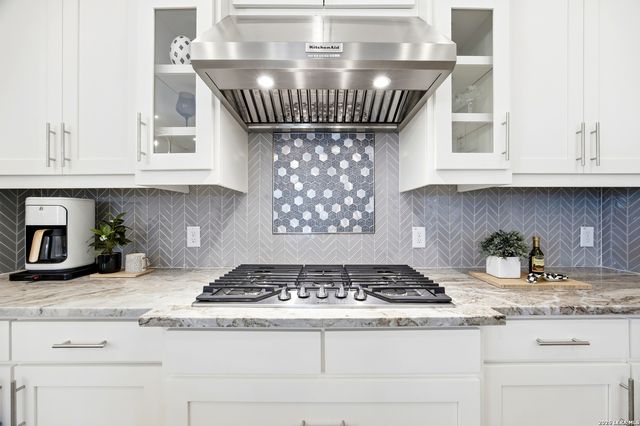 26611 Marni Pl, San Antonio, TX 78260