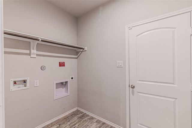 16887 Pink Wintergreen Drive, Conroe, TX 77385