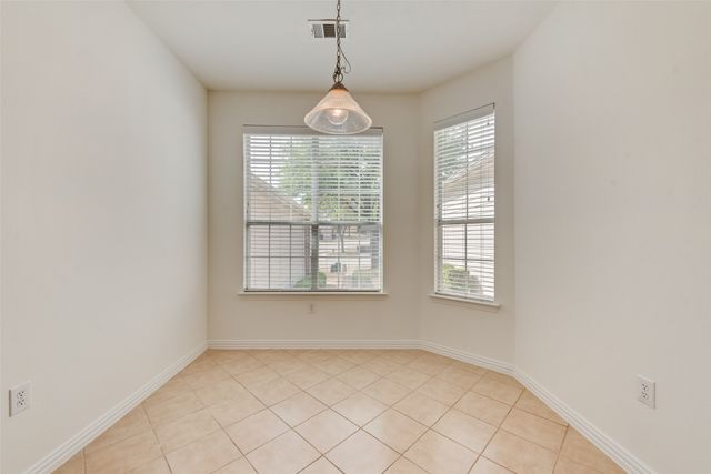 233 Heritage Hill Drive, Lewisville, TX 75067