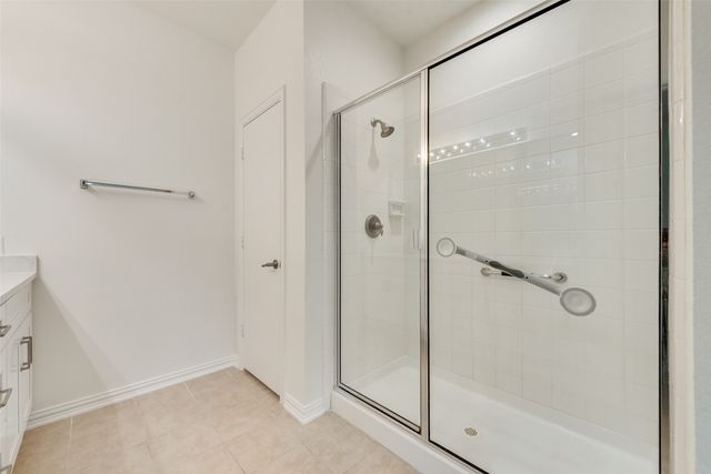 233 Heritage Hill Drive, Lewisville, TX 75067