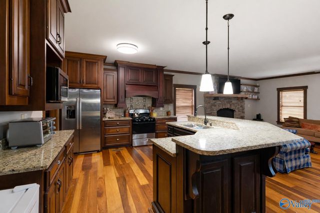 97 Corinth Road, Albertville, AL 35951