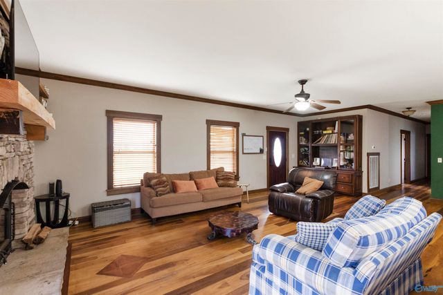 97 Corinth Road, Albertville, AL 35951