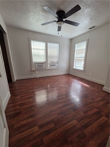 200 Clemmer St A, Corpus Christi, TX 78415