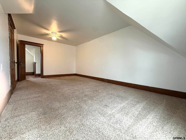 1146 G Street, Geneva, NE 68361