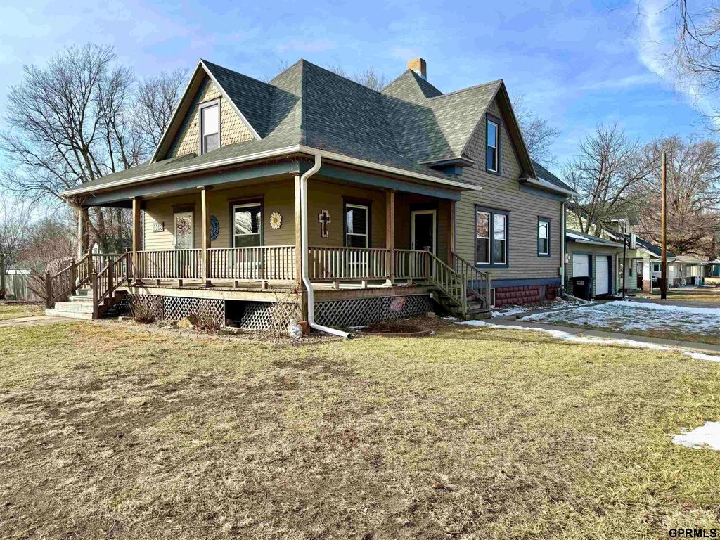 1146 G Street, Geneva, NE 68361
