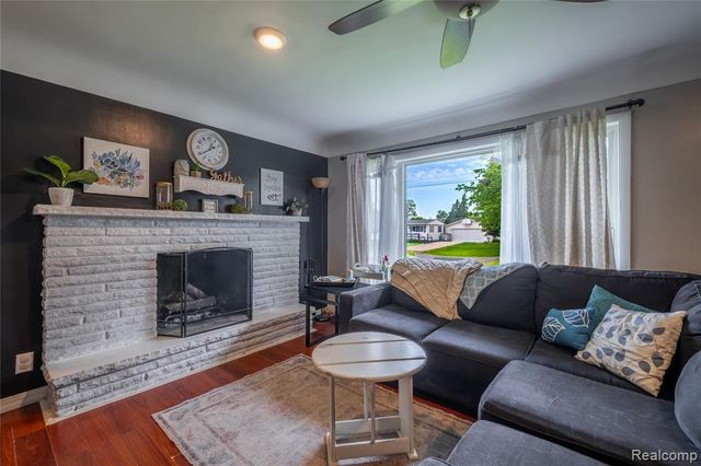 7800 Maple Street, Birch Run, MI 48415
