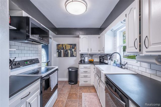 7800 Maple Street, Birch Run, MI 48415