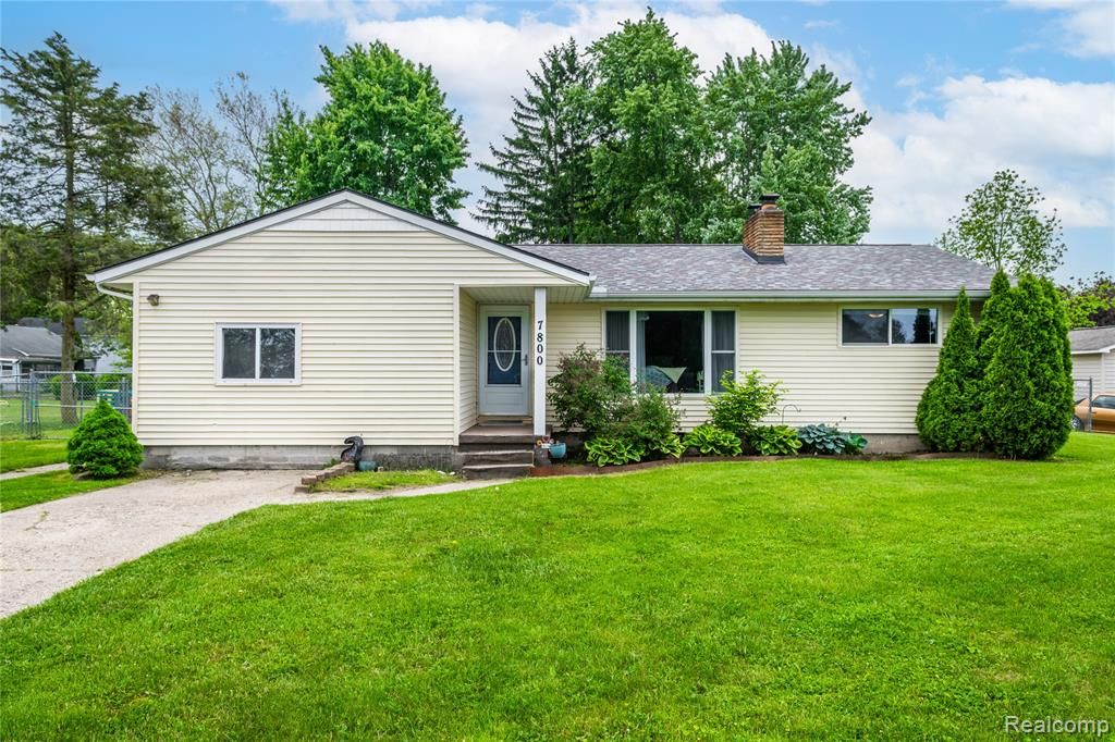 7800 Maple Street, Birch Run, MI 48415
