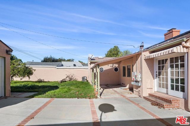 4155 Keever Avenue, Long Beach, CA 90807