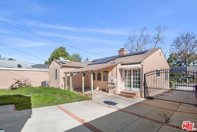 4155 Keever Avenue, Long Beach, CA 90807