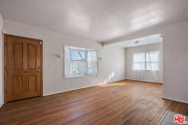 4155 Keever Avenue, Long Beach, CA 90807