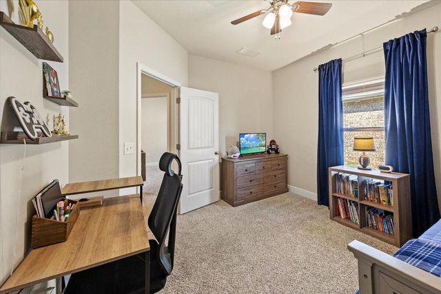 411 Chickadee Street, Crestview, FL 32539