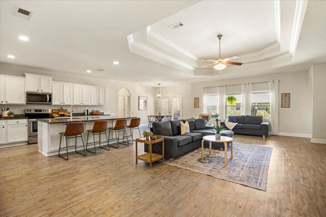 411 Chickadee Street, Crestview, FL 32539